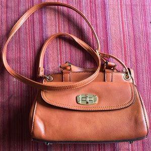 Simply Noelle orange purse with buckle and zip